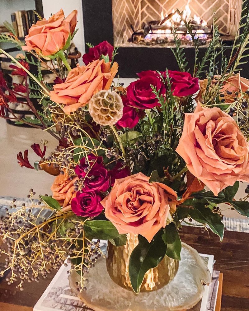 Heartwarming Movement Mom of Four Delivers Flowers to Widows Be Inspired