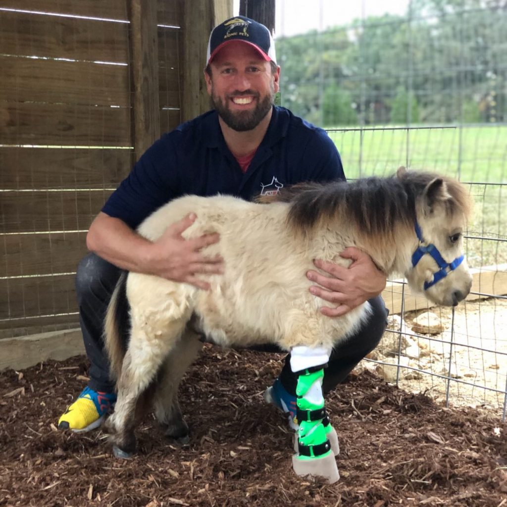 Brace Yourself: A Prosthetics Engineer Who’s Helped Over 20,000 Animals ...