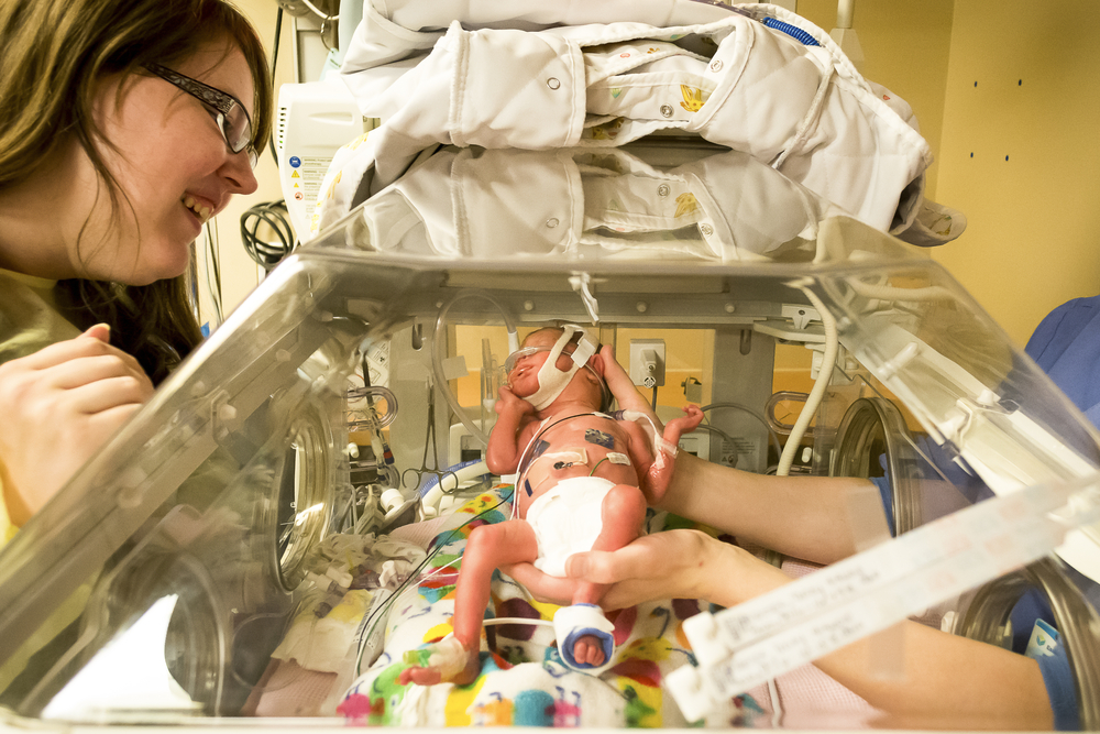 Volunteer Nurtures Premature Babies During Their First Days